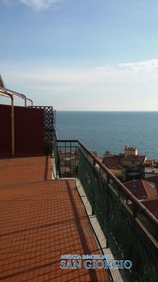 Appartamento LERICI vendita  Tellaro  Immobiliare San Giorgio