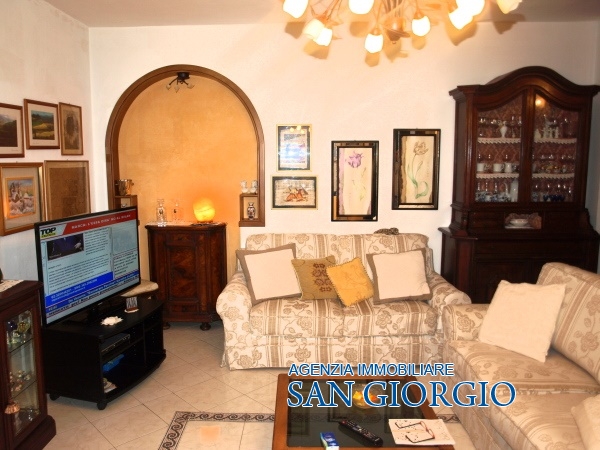 Appartamento ARCOLA vendita  Romito Magra  Immobiliare San Giorgio