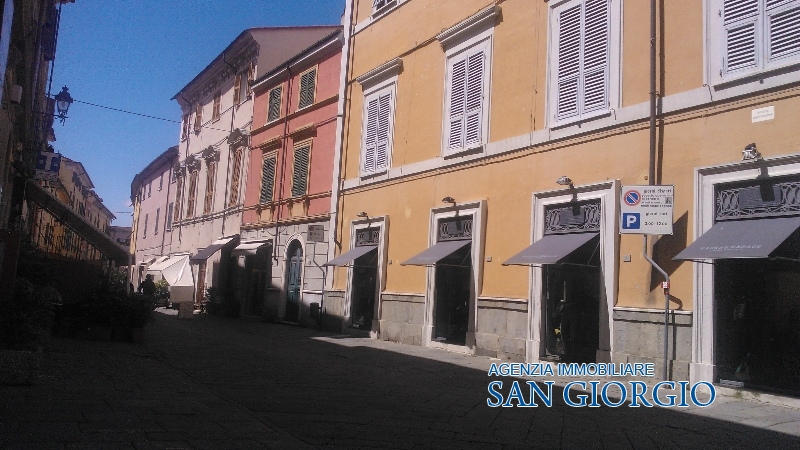 appartamento in Via Pietro Gori a Sarzana