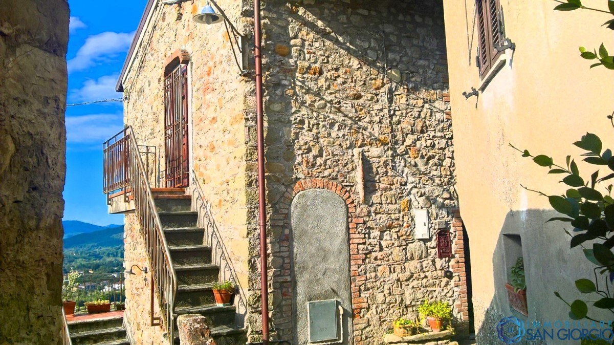 Casa Semindipendente Villafranca in Lunigiana MS1341120